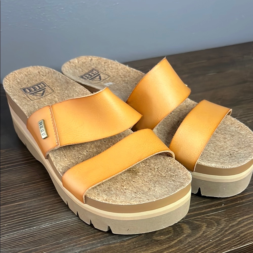 Reef cushion Vista Higher Women’s Platform Slide with arch support
